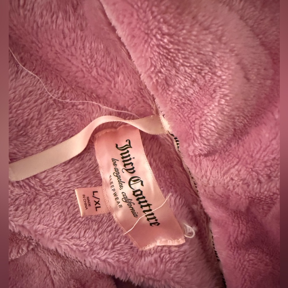 Juicy Couture Robe - Picture 3 of 3